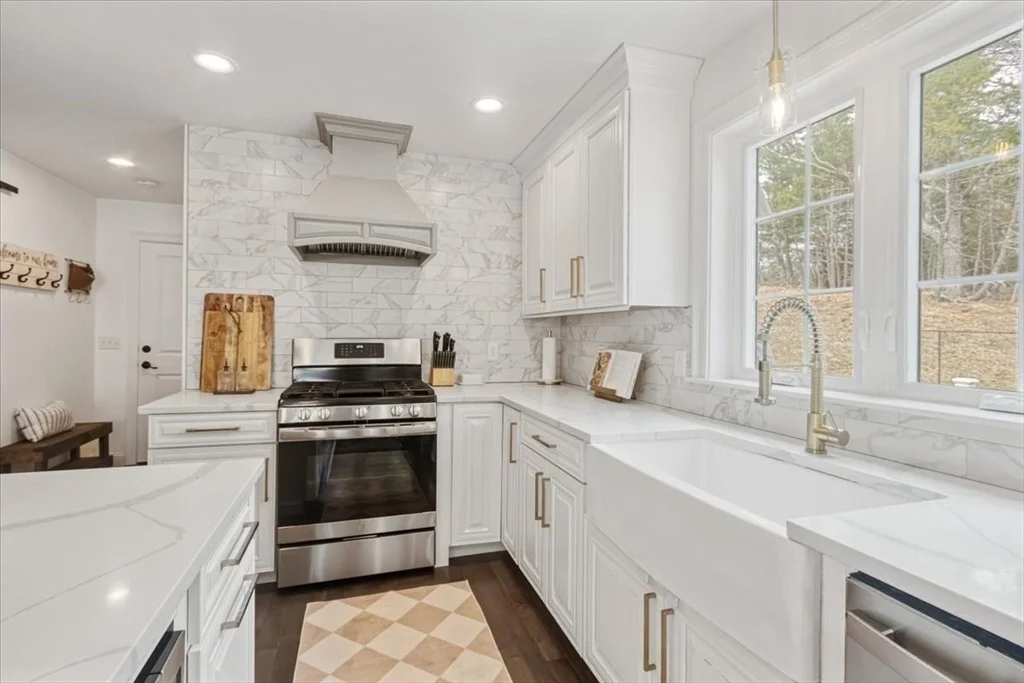 Photo of 4 Barrows Brook Cir