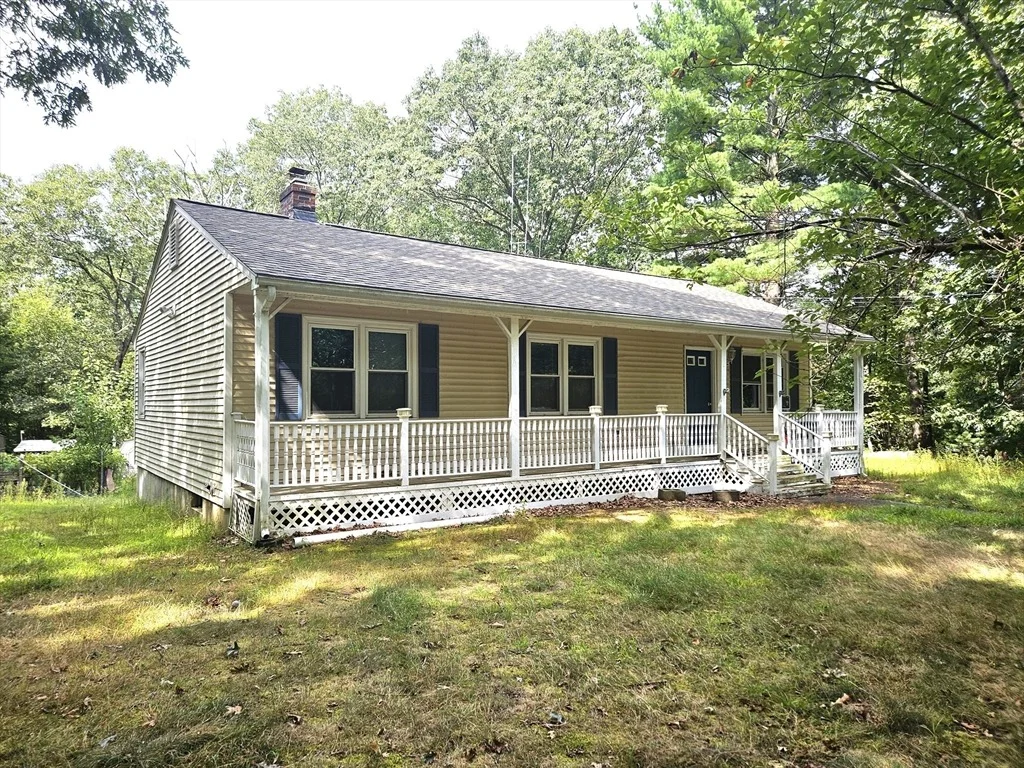 Photo of 405 Cooper Hill Rd
