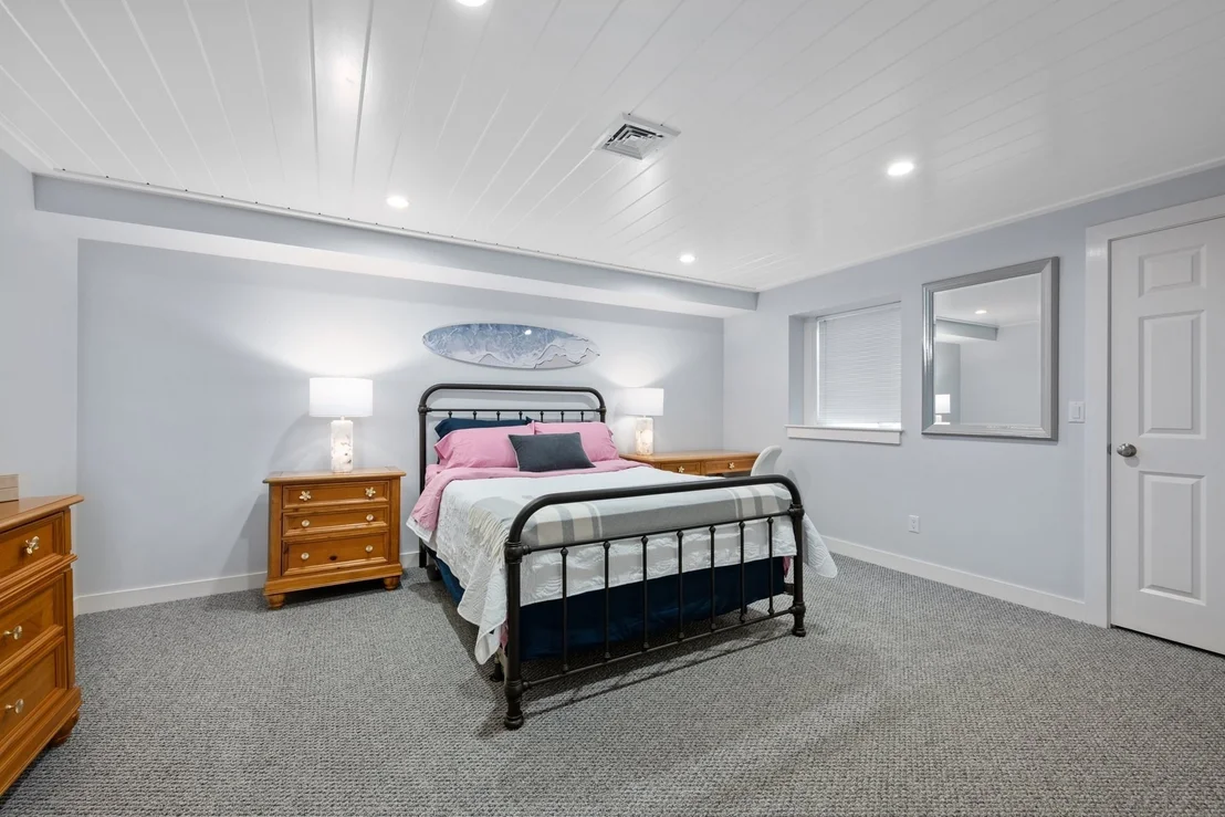 Photo of 122 Shore Drive West