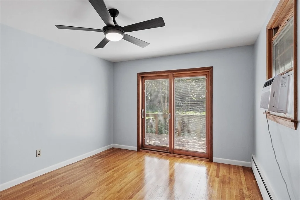 Photo of 64 Carolyn Cir