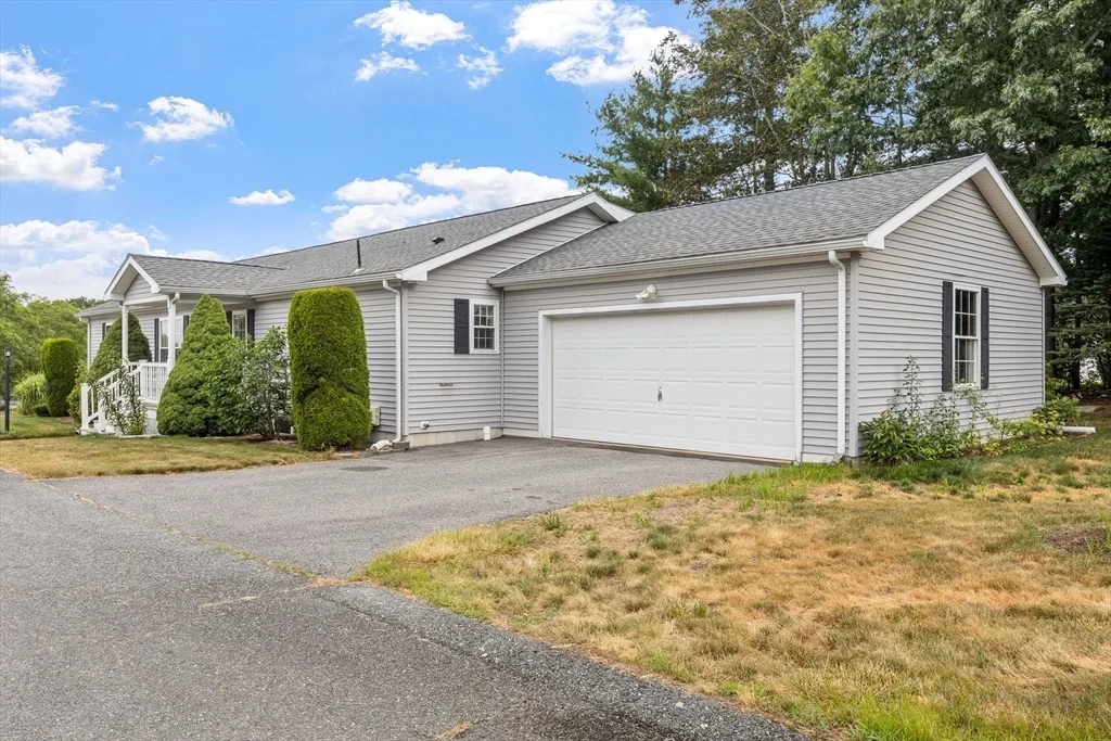 Photo of 3008 Simmons Rd