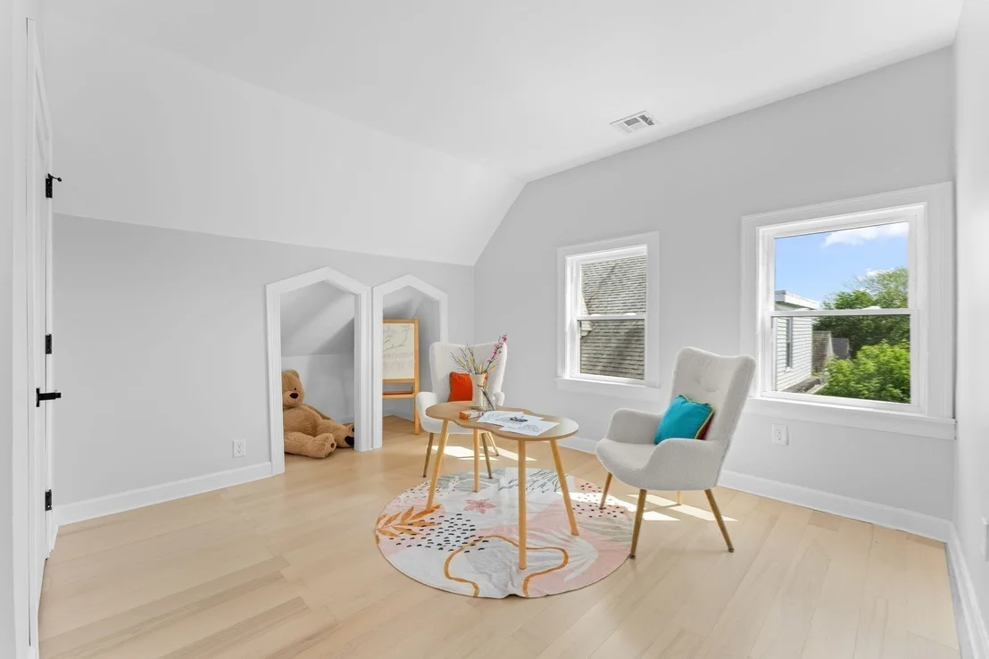 Photo of Unit 2 at 446 Broadway