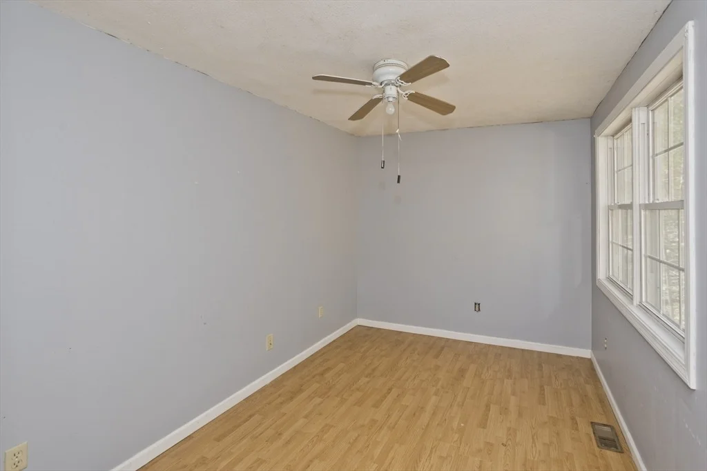 Photo of 300 Middlefield
