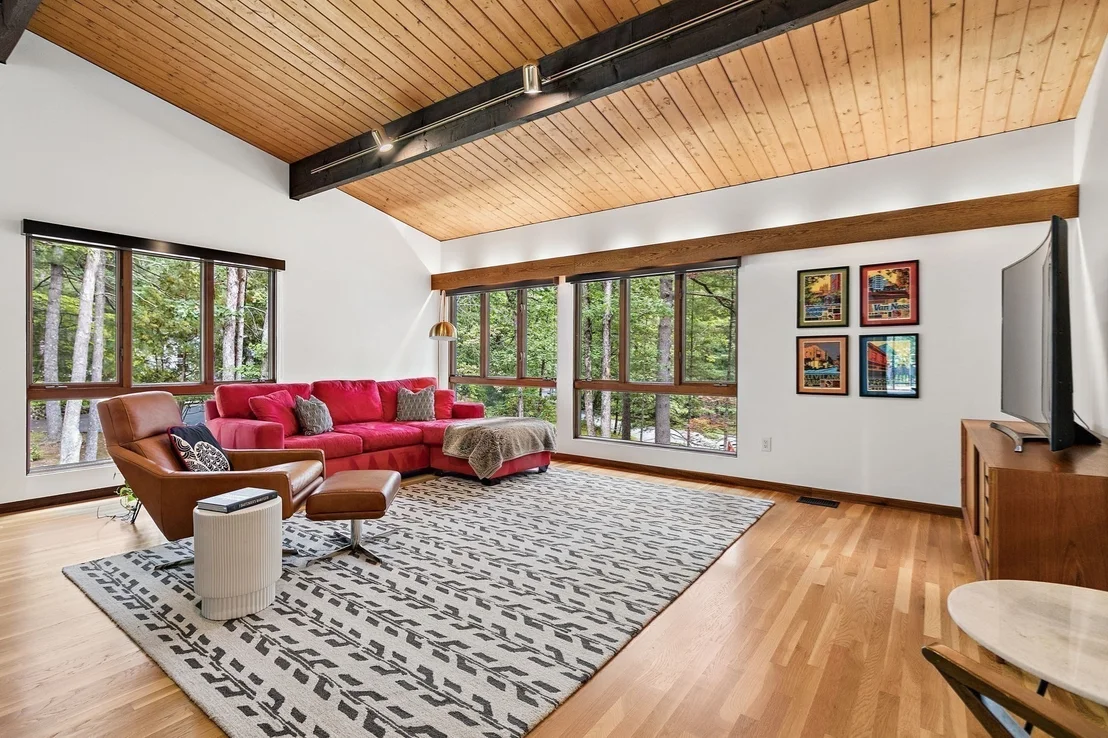Photo of 45 Whispering Pine Road