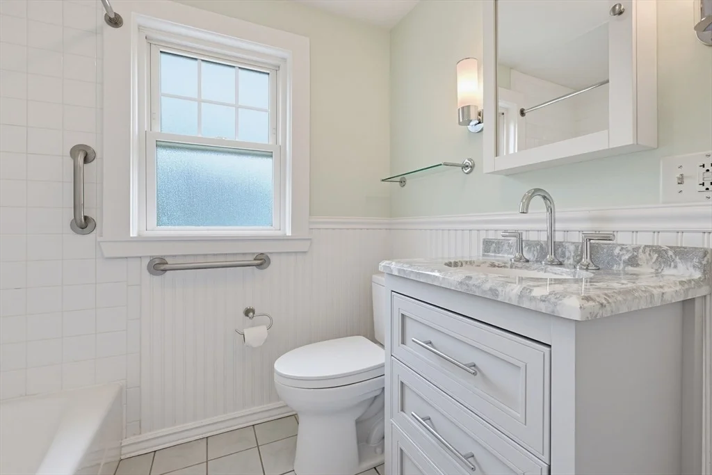 Photo of 255 Madison St