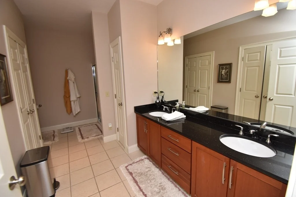 Photo of Unit 1B at 359 Main
