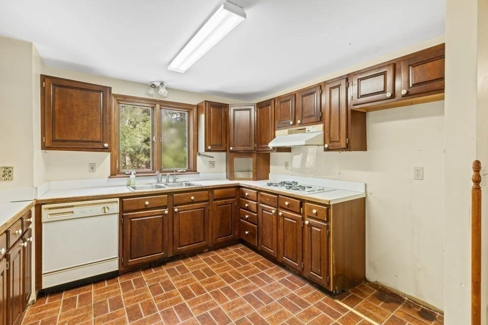 Photo of 49 Colonial