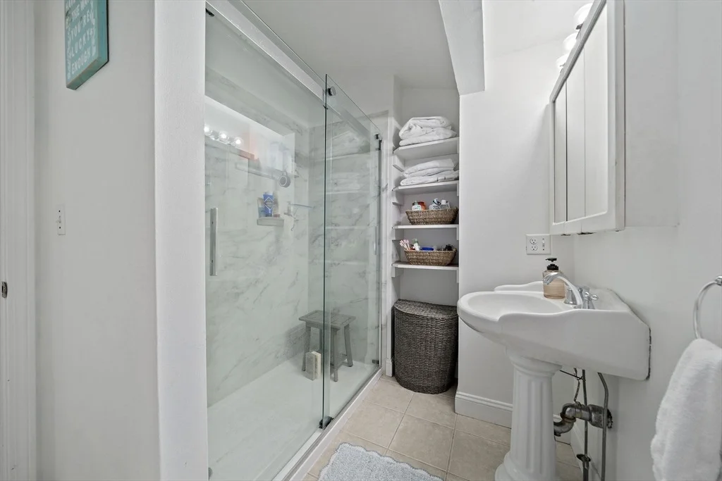 Photo of 71 Webster Avenue