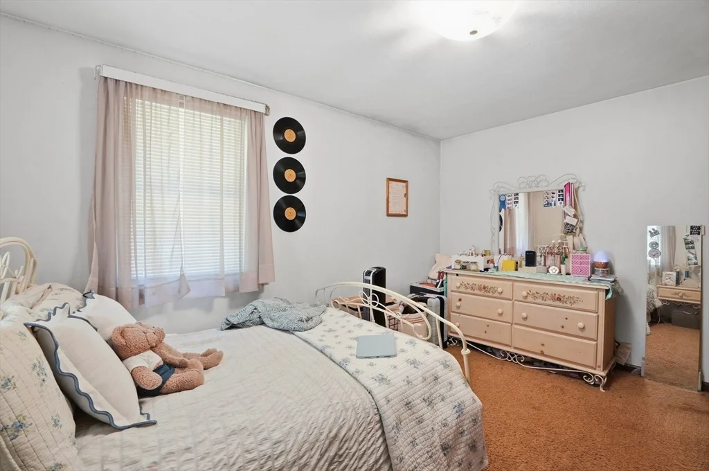 Photo of 6 Bayview Avenue