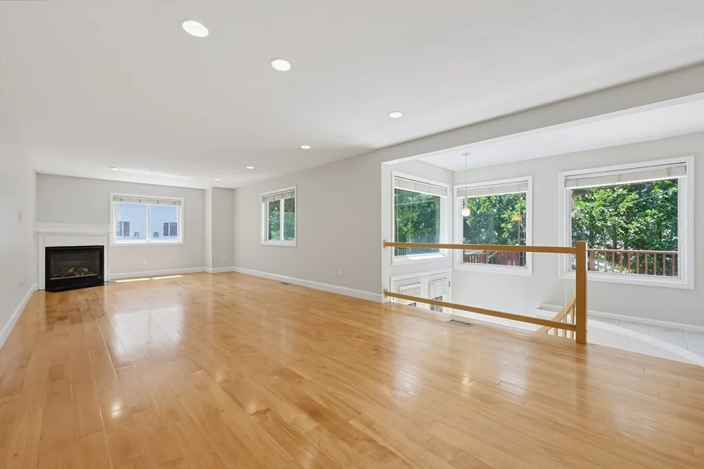 Photo of Unit 33 at 33 Half Crown Cir