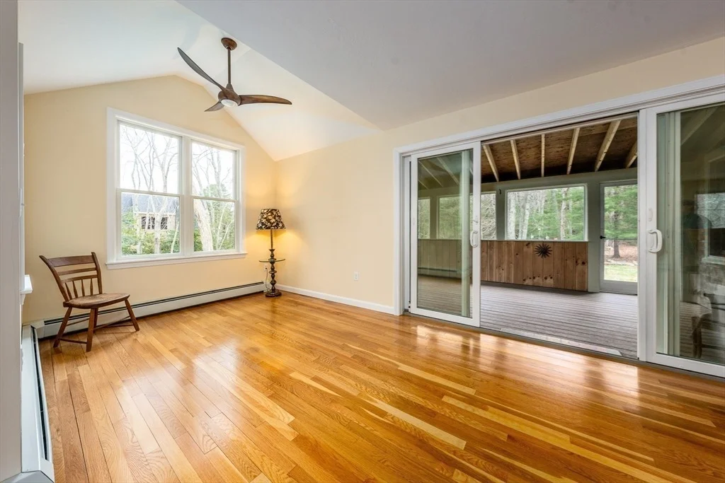 Photo of 49 Great Hill Dr