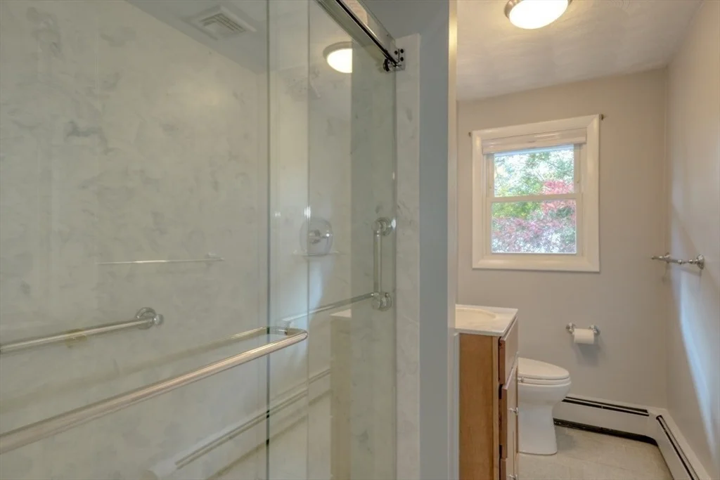Photo of 36 Ruthellen Rd