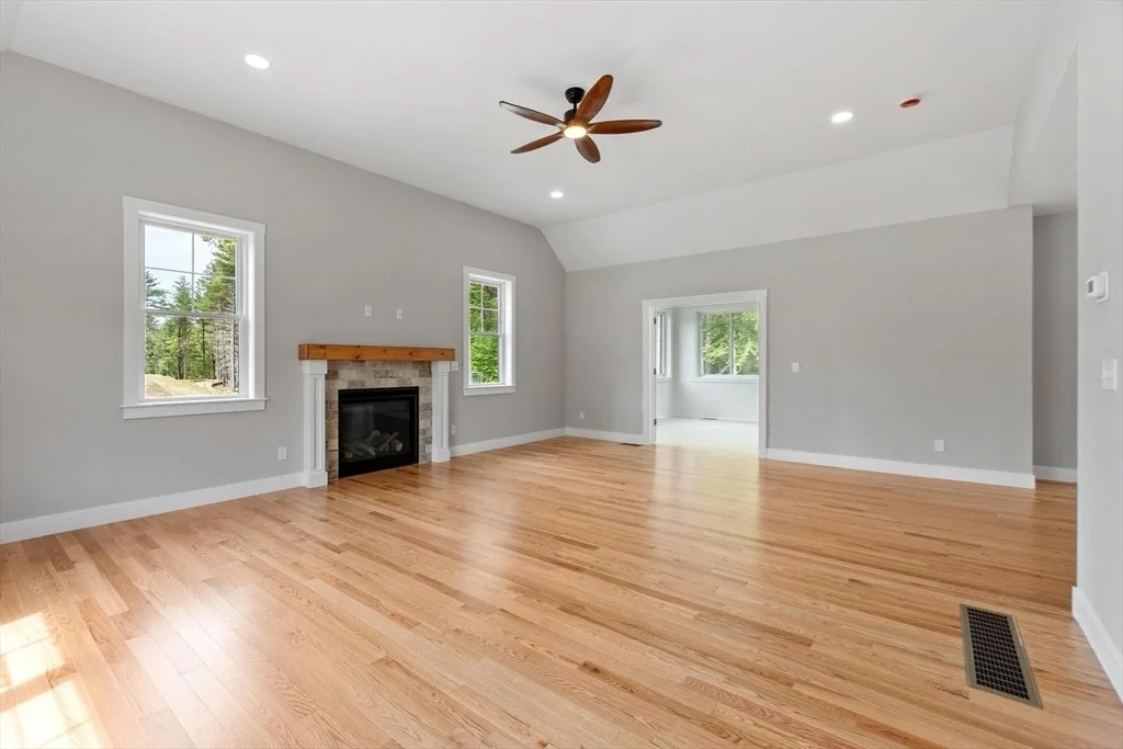 Photo of 16 Unkety Brook Way