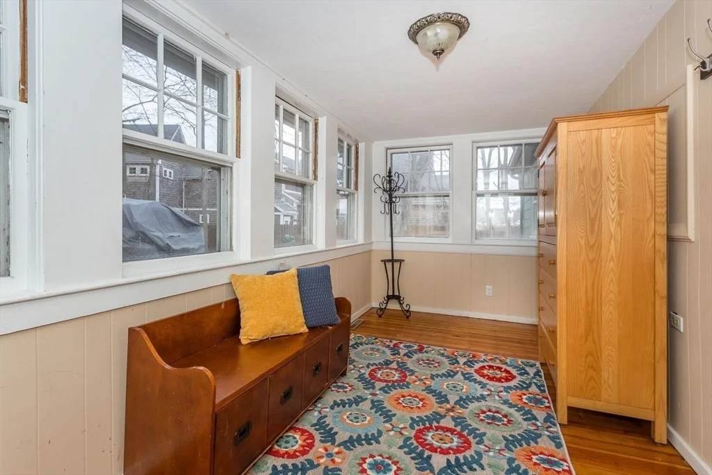 Photo of 264 Pleasant Street