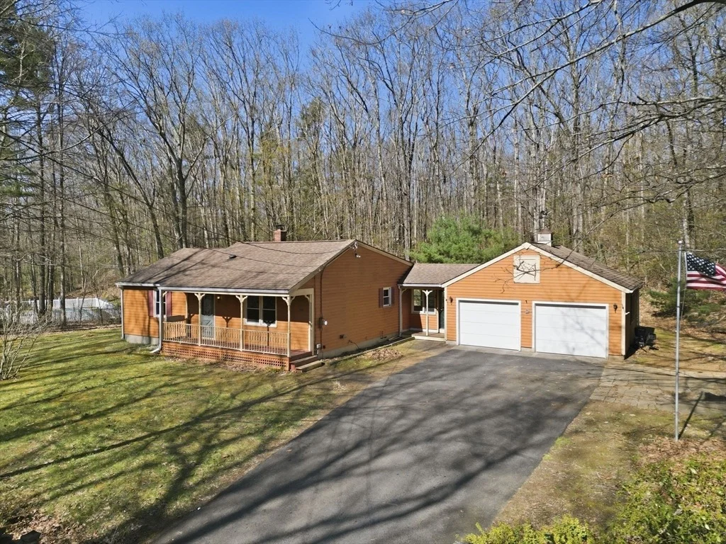 Photo of 514 Leadmine Rd