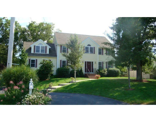 Photo of 15 Shamrock Circle