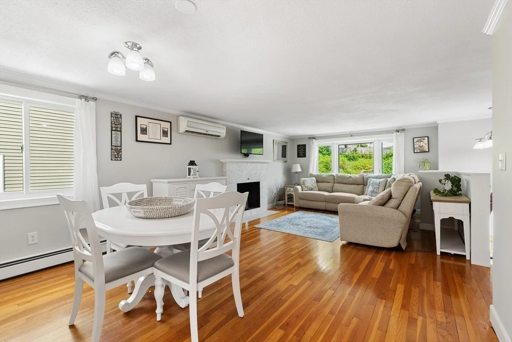 Photo of 10 Murdock Dr