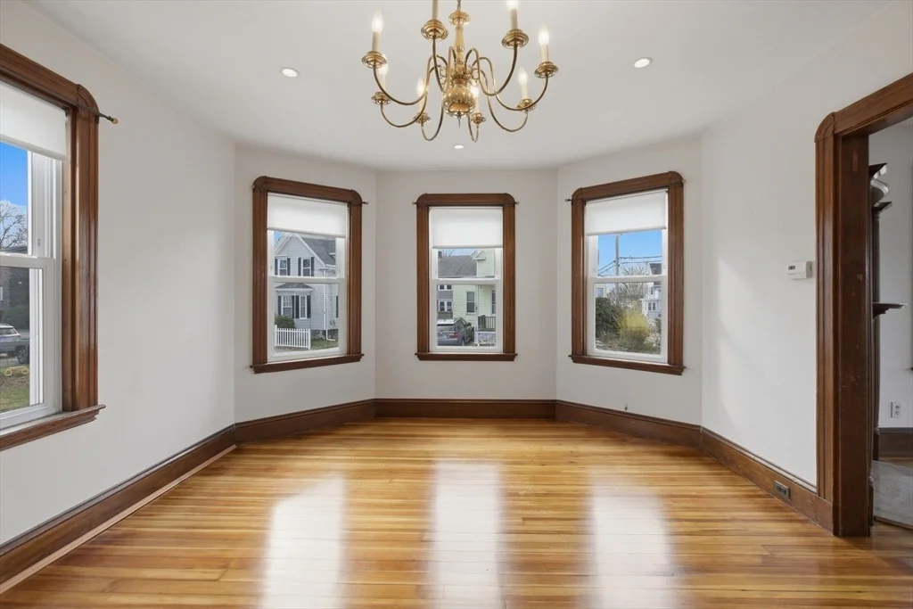 Photo of 83 Franklin St