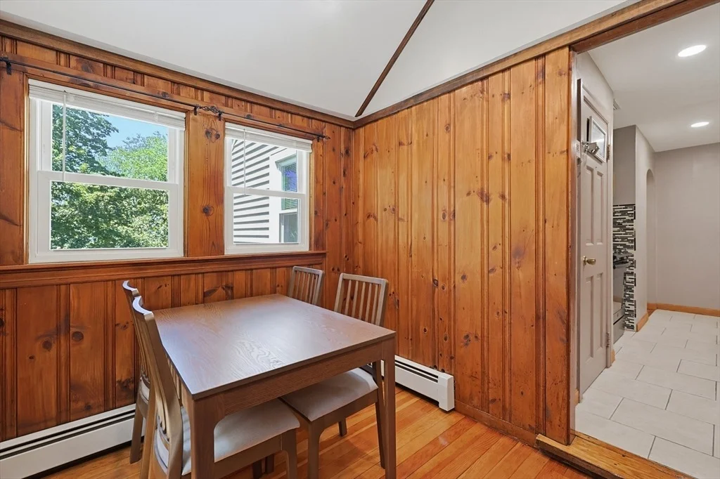 Photo of 156 Hampton St