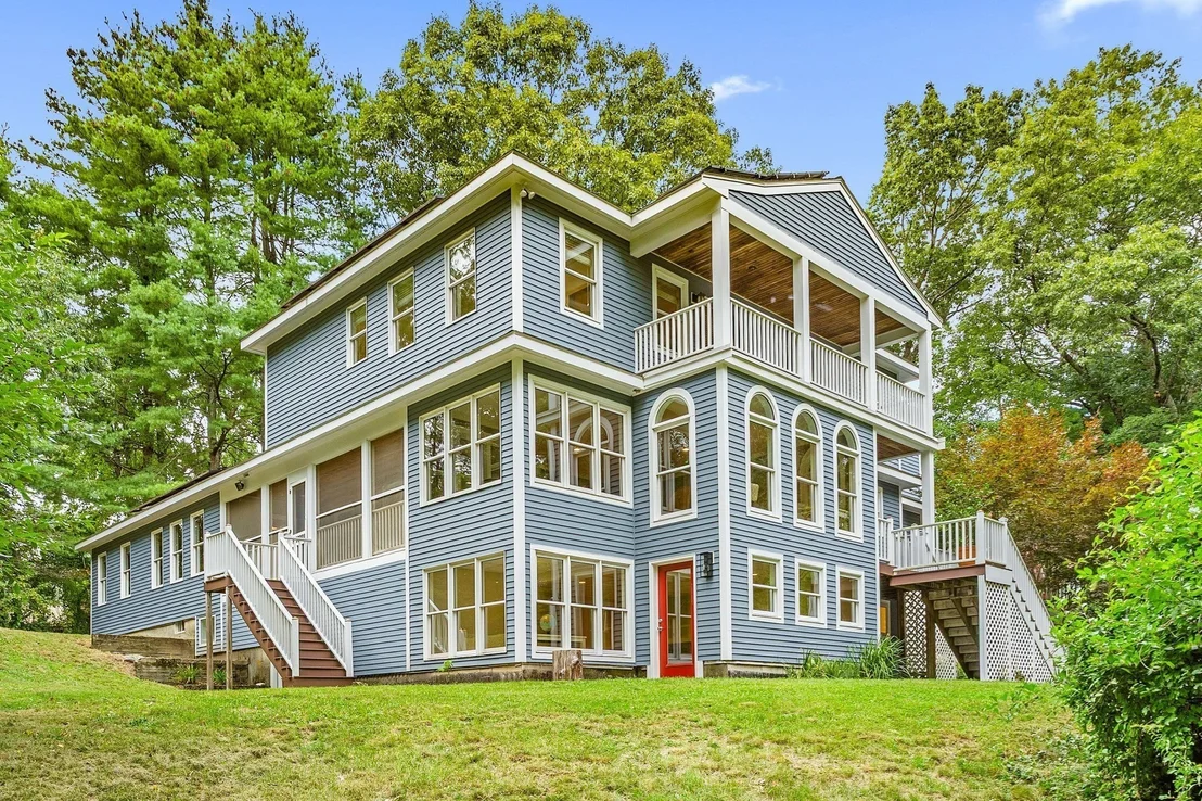 Photo of 160 Range Road