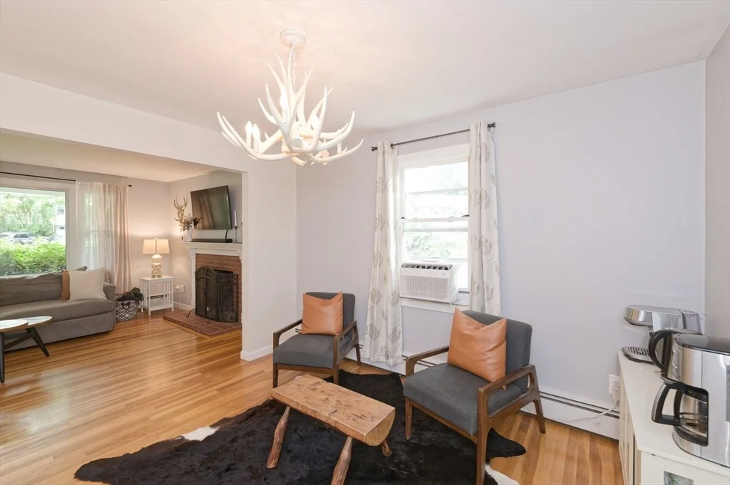 Photo of 117 Longmeadow Ave