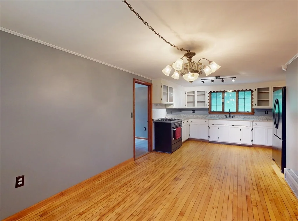 Photo of 223 Main Rd