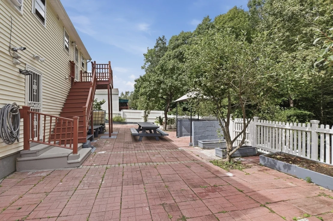 Photo of 30 Parsons Hill Dr