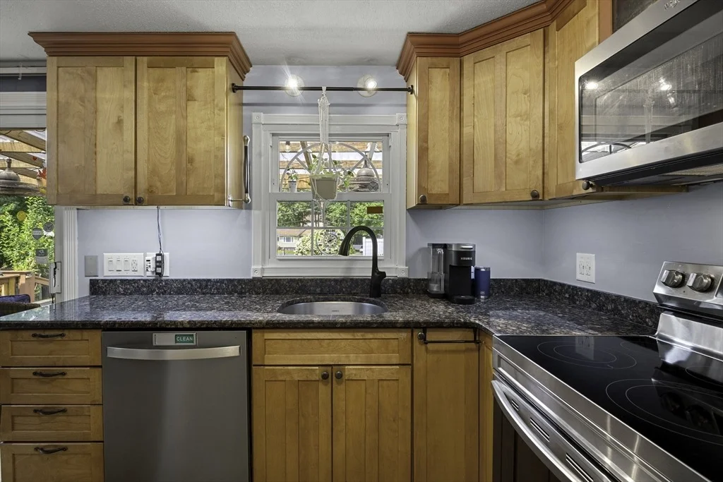 Photo of 68 Parenteau Dr