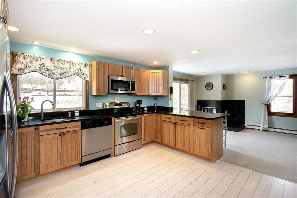 Photo of 965 Ferry Street