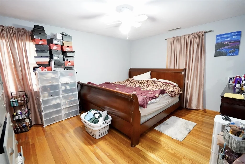 Photo of 3 College Ln