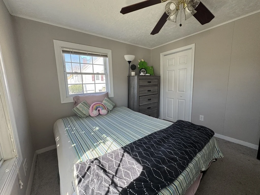 Photo of 936 Centre