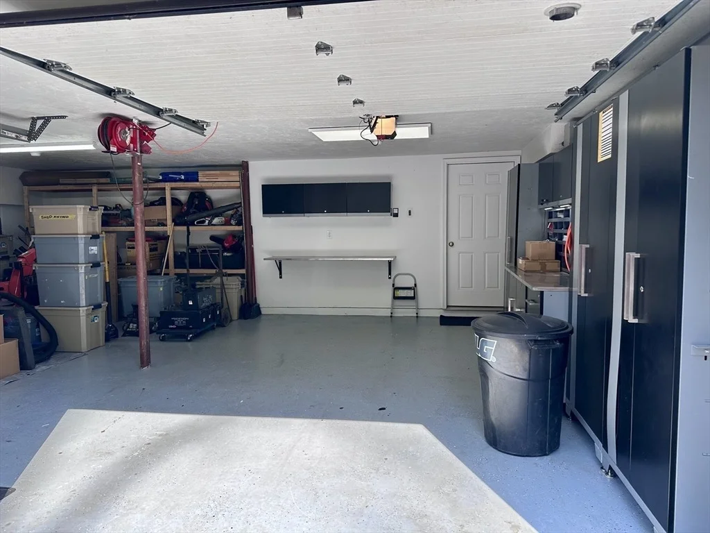 Photo of 15 Oak Dr