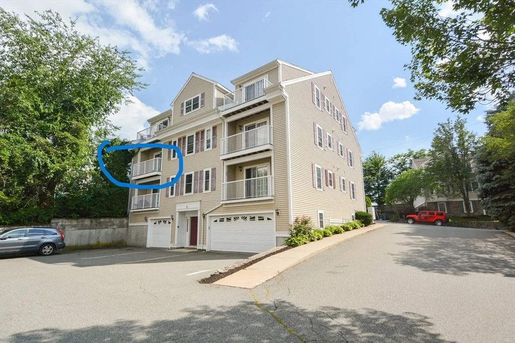 Photo of Unit D at 21 Wall St