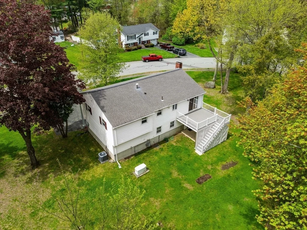 Photo of 35 Freeport Dr