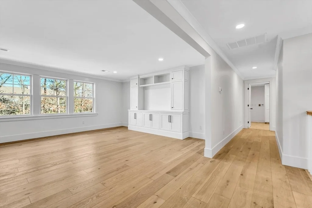 Photo of 15 Willow Circle