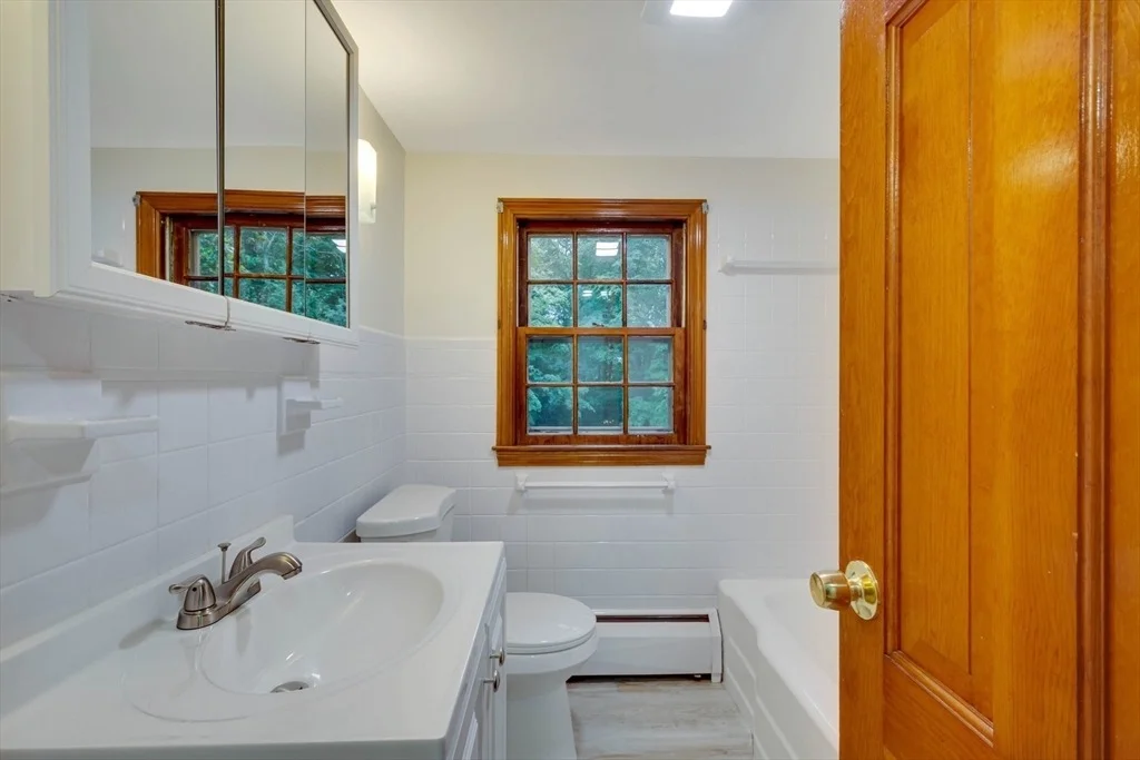 Photo of 223 Washington St
