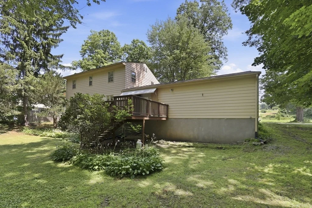 Photo of 907 Main St