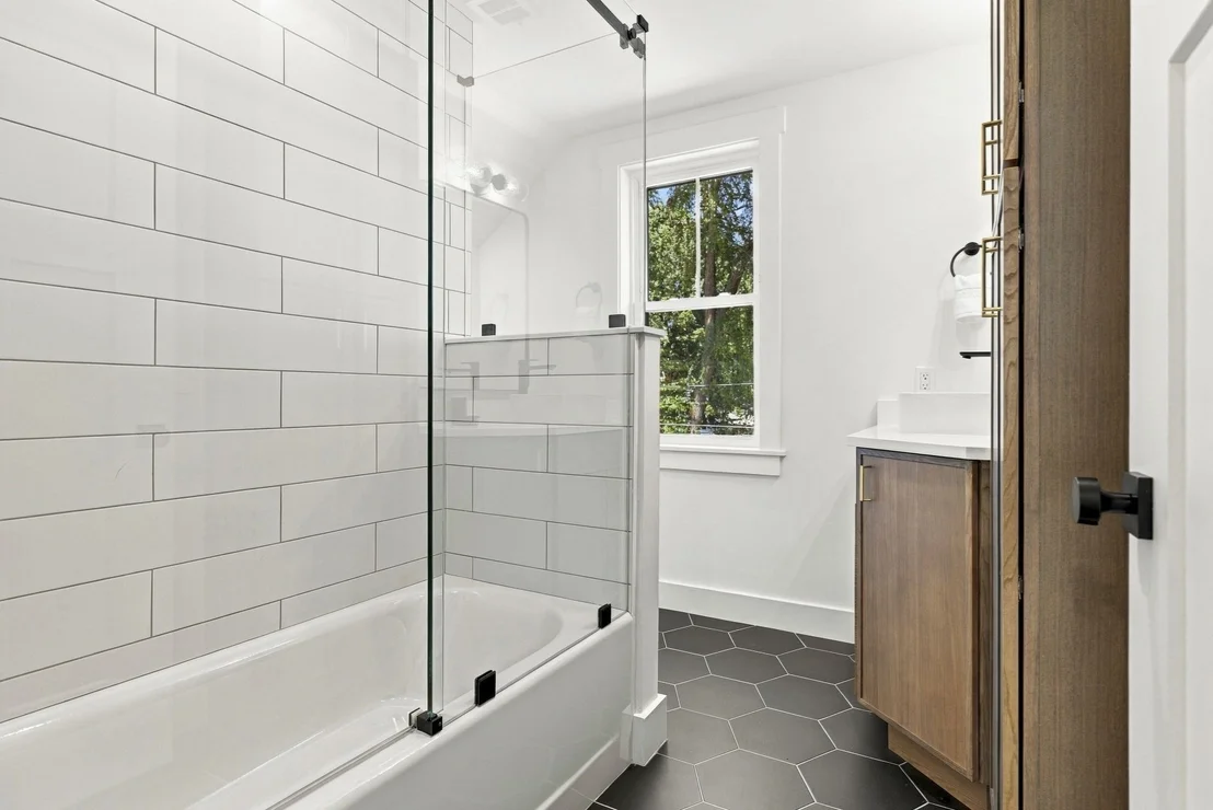 Photo of 8 Rodman Rd