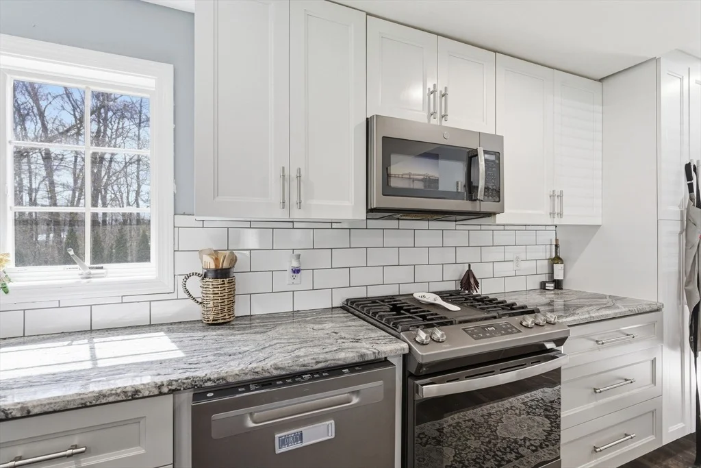 Photo of 72 Kevin Dr