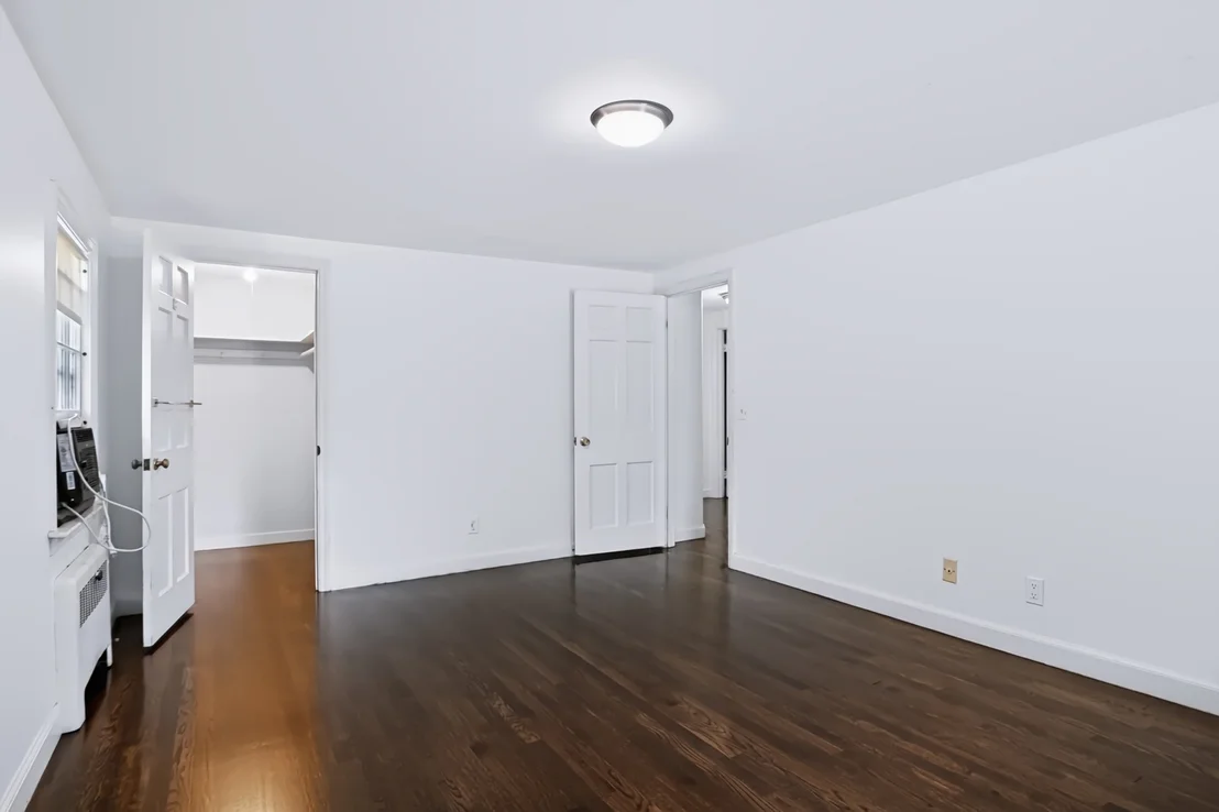 Photo of 10 Damon Rd