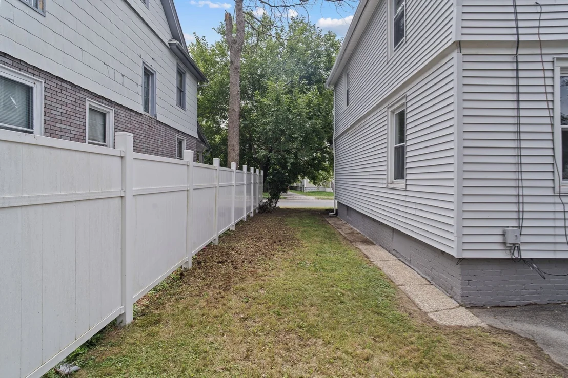 Photo of 615 White St