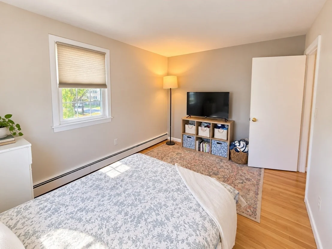 Photo of 15 Puritan Rd
