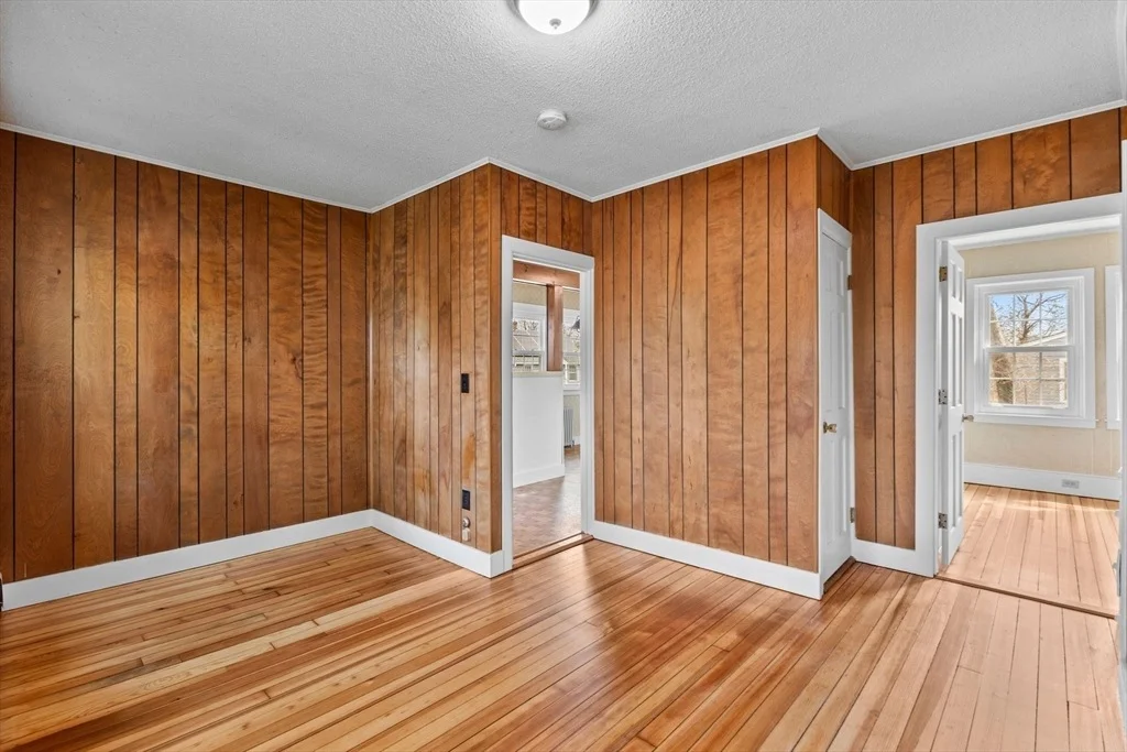 Photo of 10 Puritan Rd