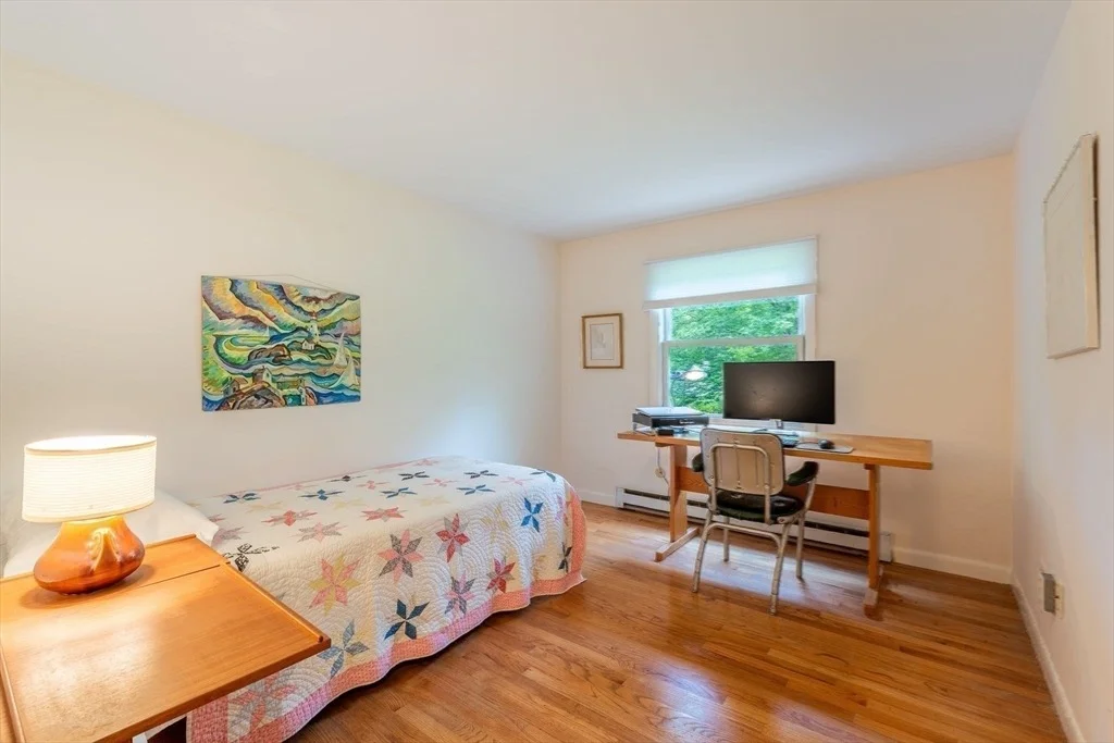 Photo of 54 Deepwoods Dr