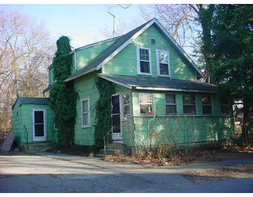 Photo of 18 Laconia Rd