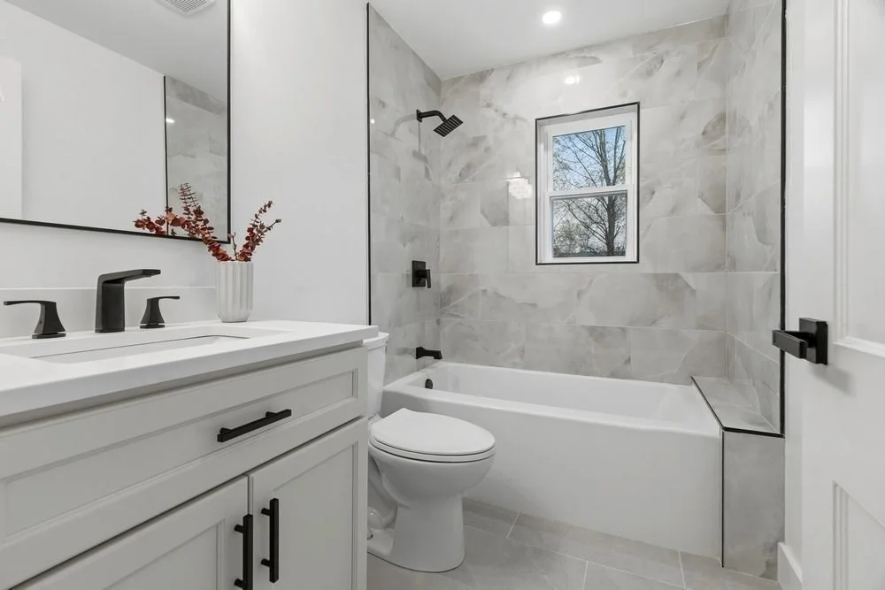 Photo of 1806 Beacon St