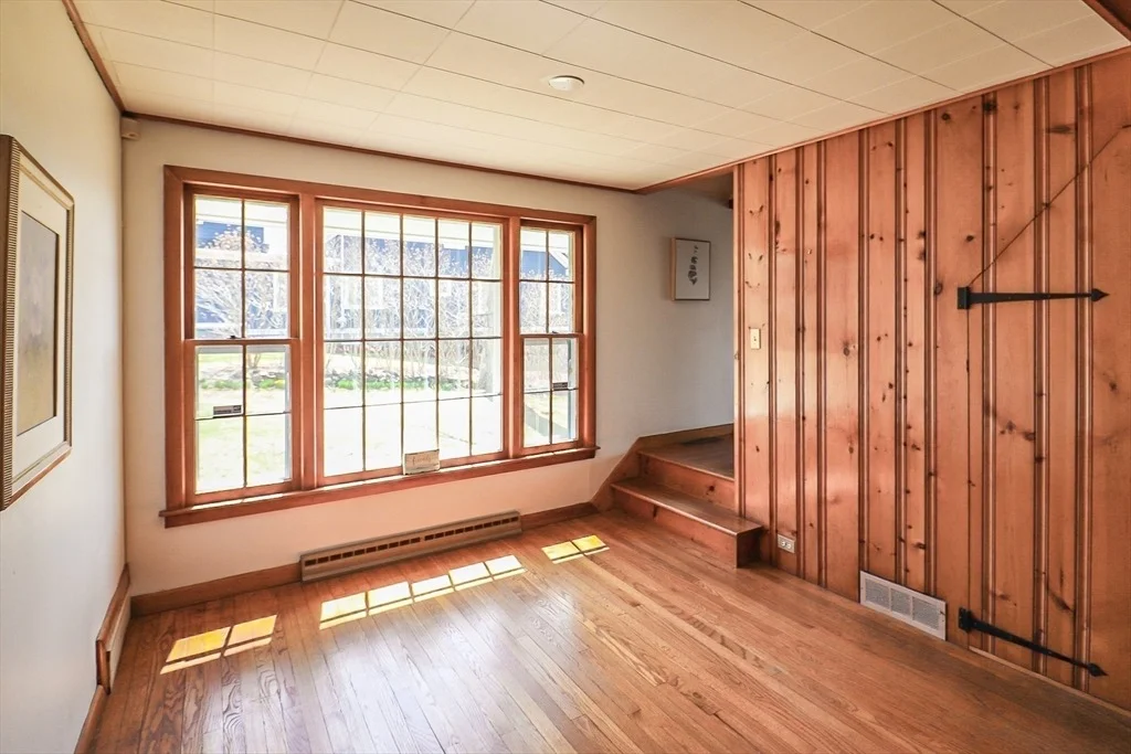 Photo of 787 Ridge Road