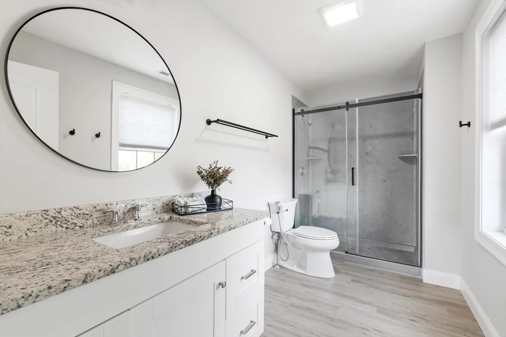 Photo of Unit B at 6 Pine Hill Way