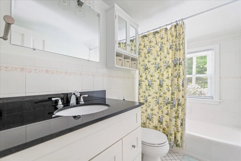 Photo of 49 Karen Rd