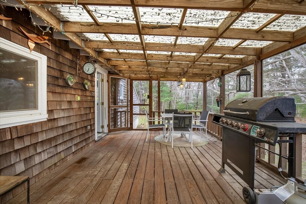 Photo of 61 Old Phinneys Ln